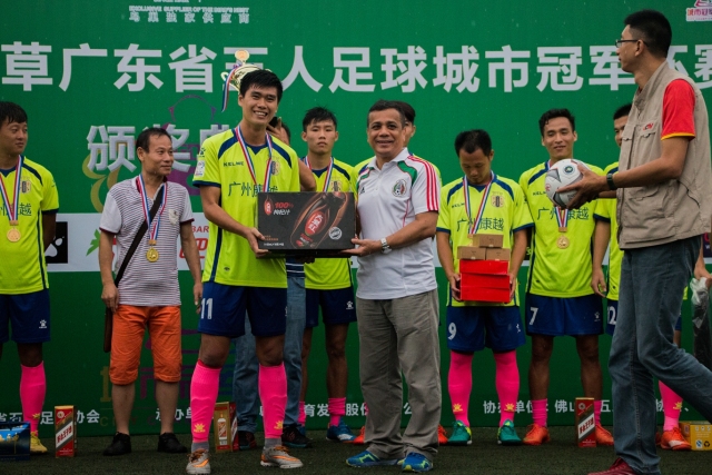 伊斯坦布尔奇迹进球功臣！利物浦队史百大球星第83位-斯米切尔